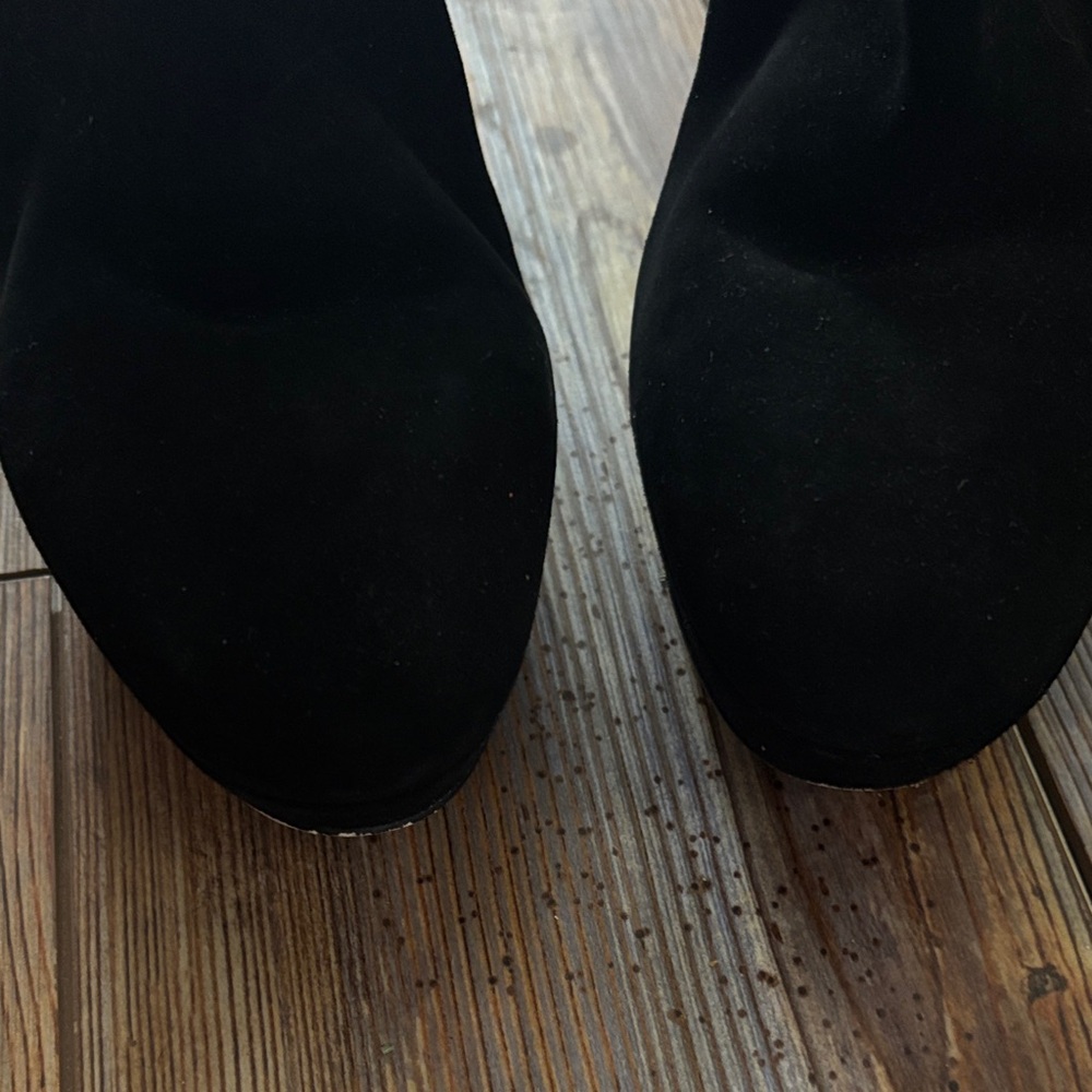 MICHAEL Michael Kors Black Heeled Boots with Gold Buttons 8.5 - Picture 4 of 7